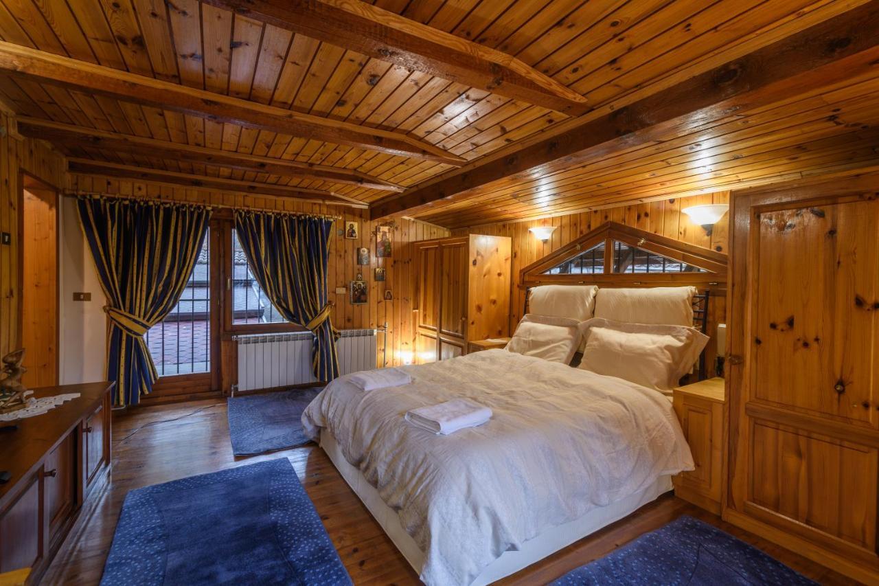 Villa Anna Luxury Lake Residence Shtarkelovo Gnezdo ภายนอก รูปภาพ