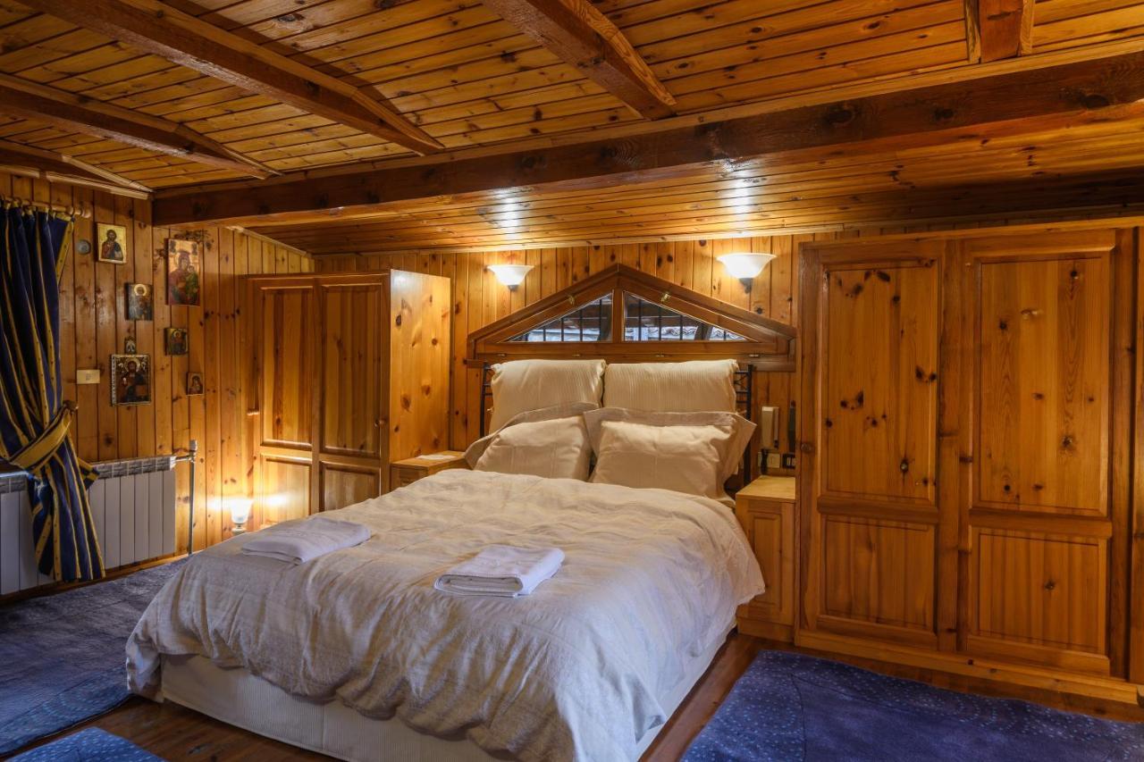 Villa Anna Luxury Lake Residence Shtarkelovo Gnezdo ภายนอก รูปภาพ