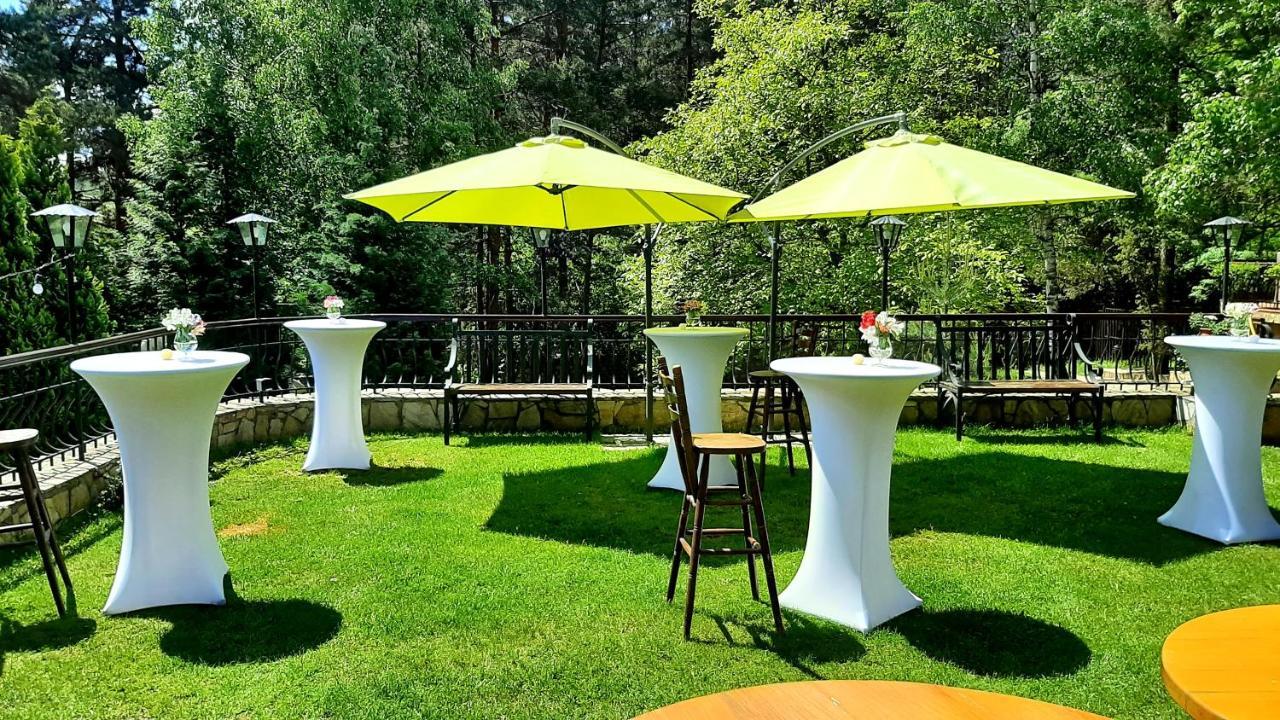 Villa Anna Luxury Lake Residence Shtarkelovo Gnezdo ภายนอก รูปภาพ