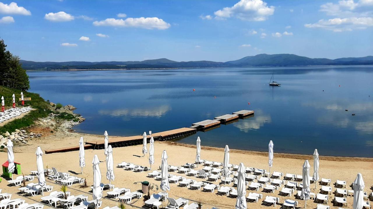 Villa Anna Luxury Lake Residence Shtarkelovo Gnezdo ภายนอก รูปภาพ